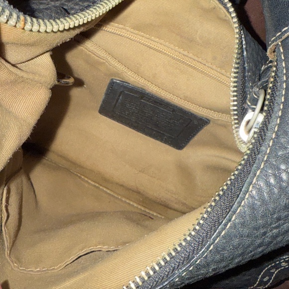 Vintage 2004 Coach Hamptons Leather Buckle Bag - Picture 6 of 6